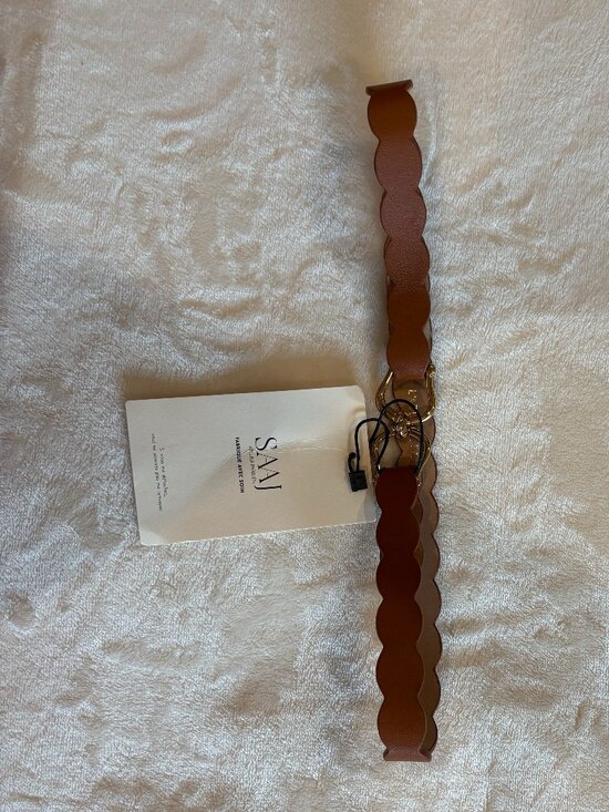 NWT French Scalloped Belt